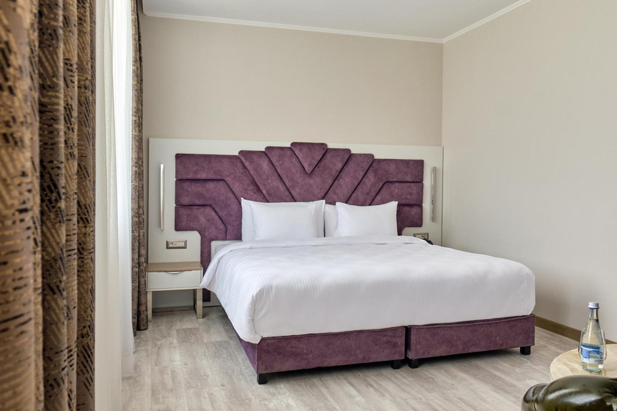 Panarams Tashkent Hotel, A Member Of Radisson Individuals Exteriör bild