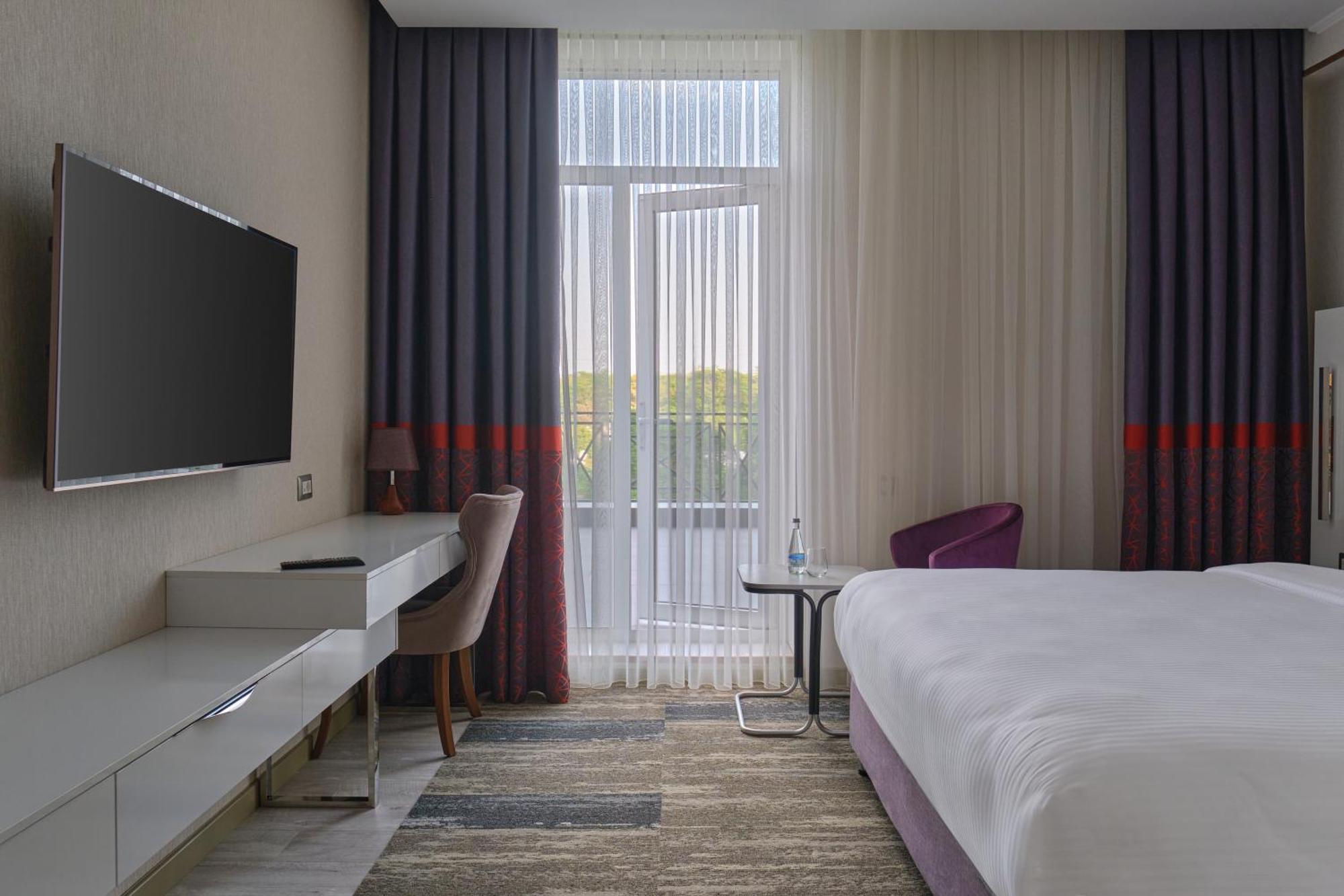 Panarams Tashkent Hotel, A Member Of Radisson Individuals Exteriör bild