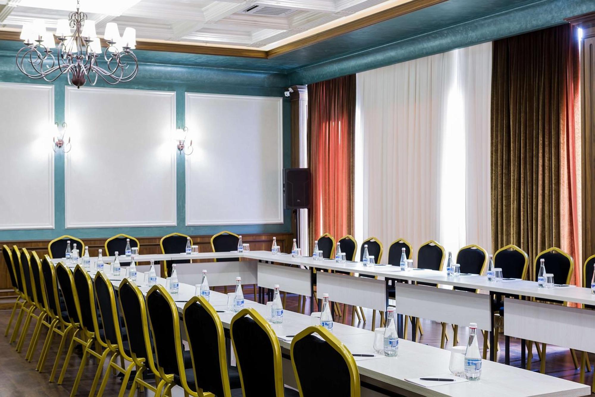 Panarams Tashkent Hotel, A Member Of Radisson Individuals Exteriör bild