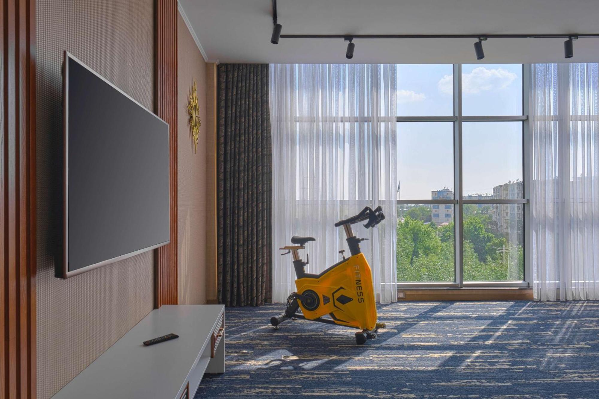 Panarams Tashkent Hotel, A Member Of Radisson Individuals Exteriör bild