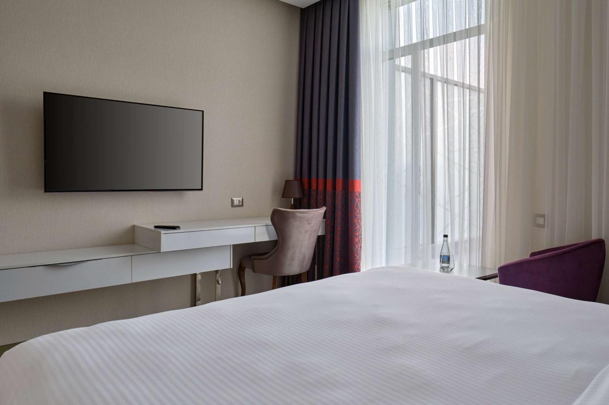 Panarams Tashkent Hotel, A Member Of Radisson Individuals Exteriör bild