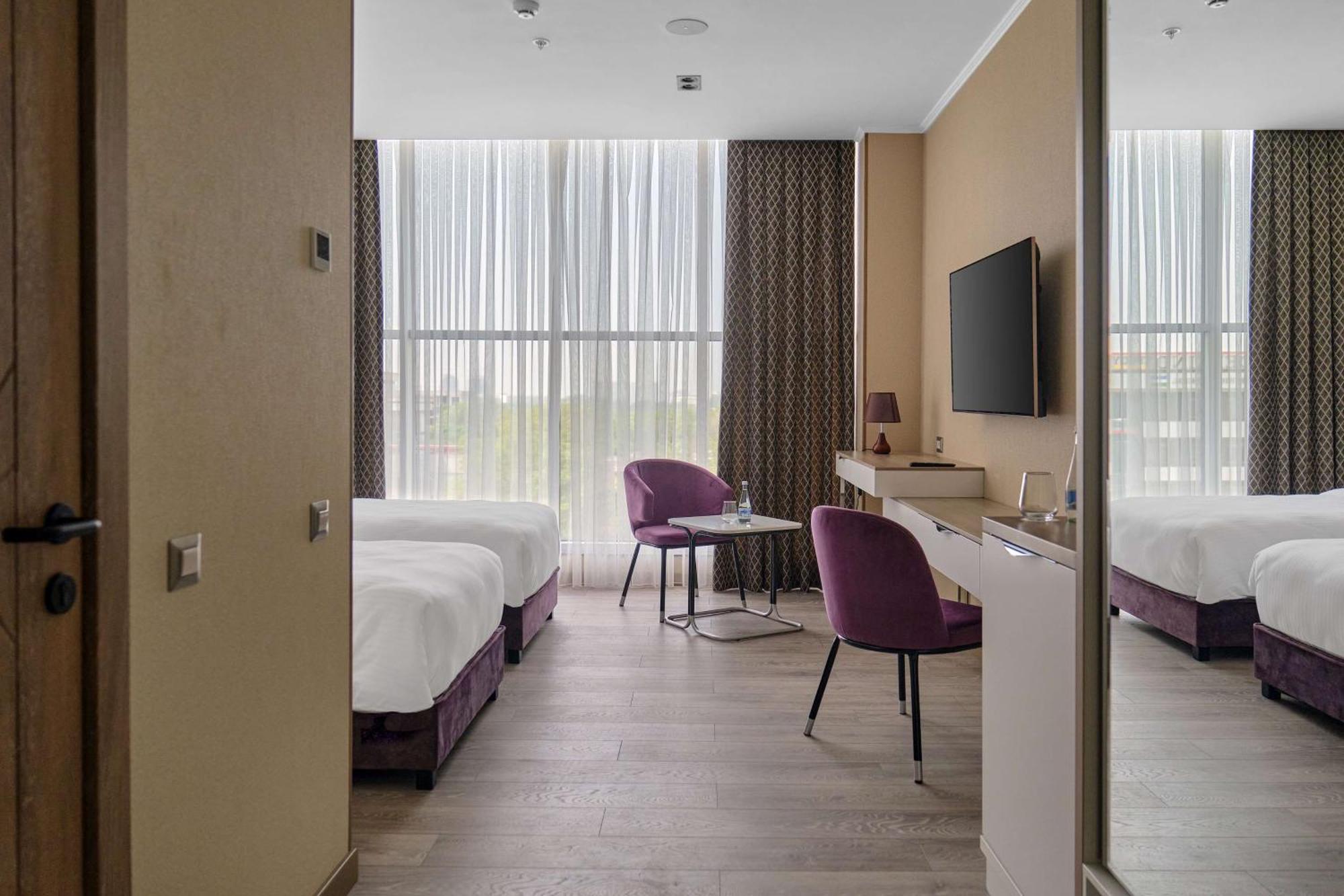 Panarams Tashkent Hotel, A Member Of Radisson Individuals Exteriör bild